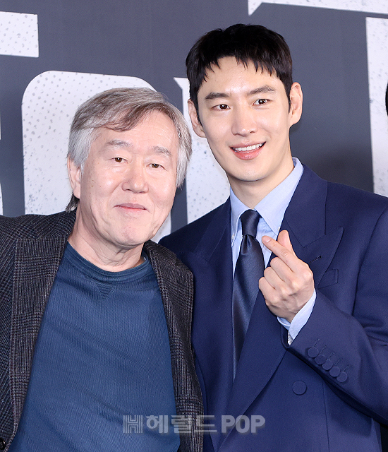 안판석 감독, 이제훈/사진=민선유 기자