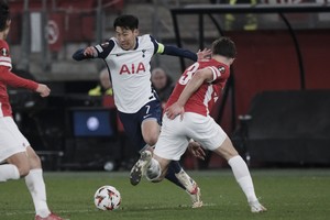 Son Heung-min quiet as Tottenham lose 1st knockout match at Europa League