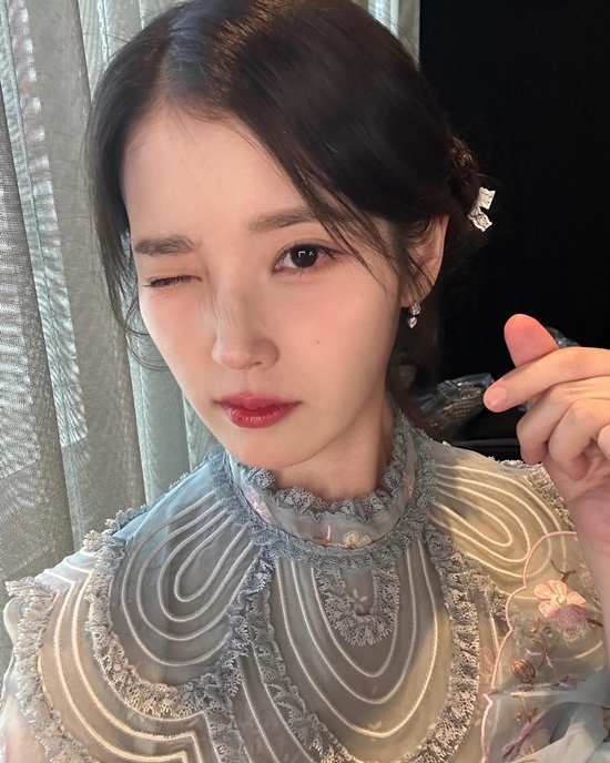 사진=아이유 채널