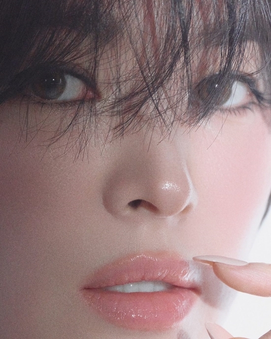 사진=송혜교 채널