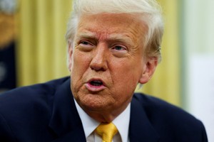 Trump mentions Taiwan, S. Korea while saying America lost chip business