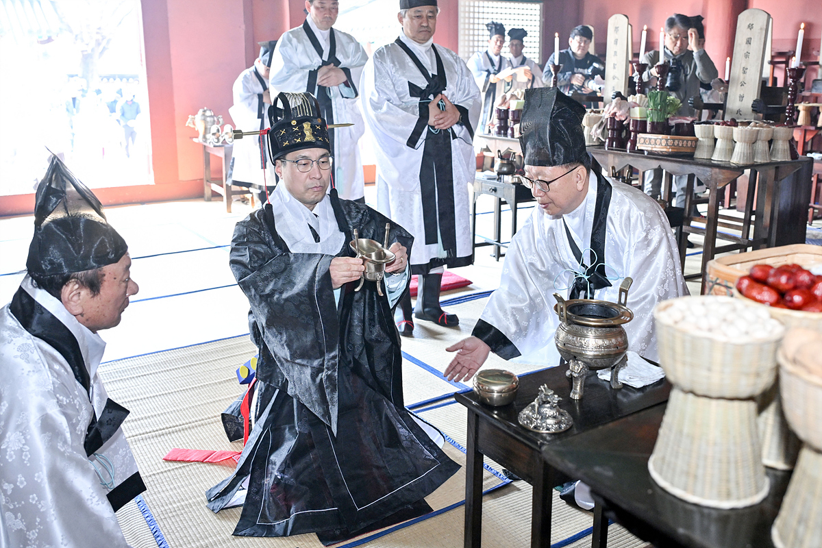 대한민국 국가무형문화재 제85호인 석전대제가 9일 대구향교 대성전에서 봉행됐다.[대구시 제공]