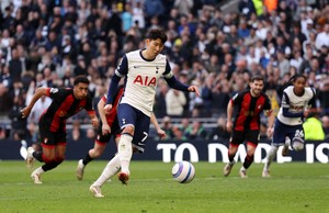 Son Heung-min's late penalty salvages draw for Tottenham against Bournemouth
