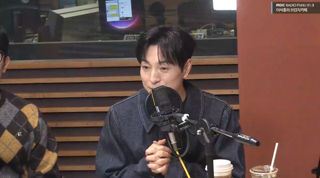 ‘브런치카페’ 보이는 라디오 캡처