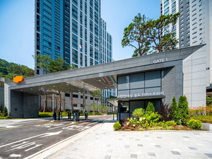 '얼죽신' 양극화 뚜렷한 지방… 'e편한세상 송도 더퍼스트비치' 등 신규 ...