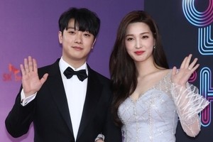 “성매매했지” vs “가출했잖아” 율희·최민환, 양육권·재산분할 조정 실패…정식소송 수순
