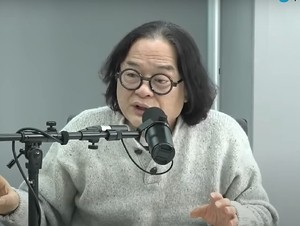 ‘매불쇼’ 김갑수 코너 영구 폐지 “물의 일으켜 너무 죄송” 최욱이 대신 사과