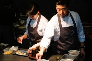 “양념치킨도 한식이다”…‘관념의 틀’ 깬 한식계 이단아 [미담:味談]