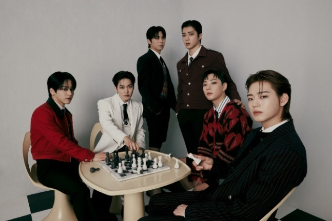 (Credit: WM Entertainment)