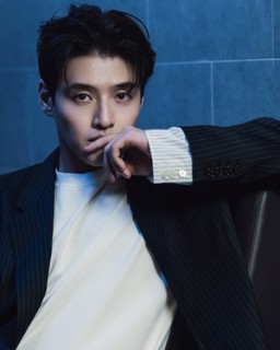 Interview: Kang Ha-neul takes an obnoxious turn