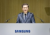 Samsung apologizes to shareholders, pledges AI-focused rebound