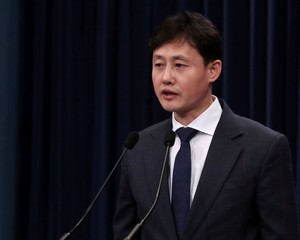 조국혁신당, 金여사 총기 발언 정황에 “尹부부에 헌법은 없다…즉시 파면을”