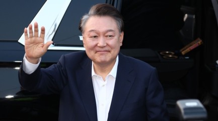 다음주 사법 슈퍼위크…尹은 외부활동 대신 ‘지지자 위로’로 침묵 깨 [용산실록]