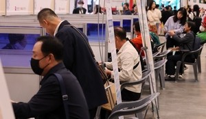 “60세가 무슨 정년이냐” 절대다수가 상향 찬성…65세까지 보장될까