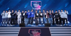 프로야구 개막전 10만 관중 돌파…3년 연속 전 구장 매진