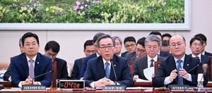 “민감국가 발효 전 뺄 수 있냐” 묻자 산업부 “예단할 수 없다”