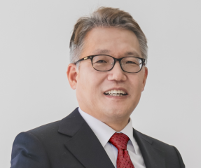 AI 1세대, 신약회사 차리더니 ‘대박’…“임상1상인데 이정도라고?”