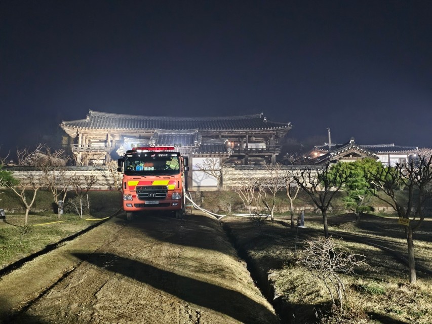하회마을 지키려 ‘총력전’…화마가 휩쓴 국가유산, 하루 만에 배로 늘었다