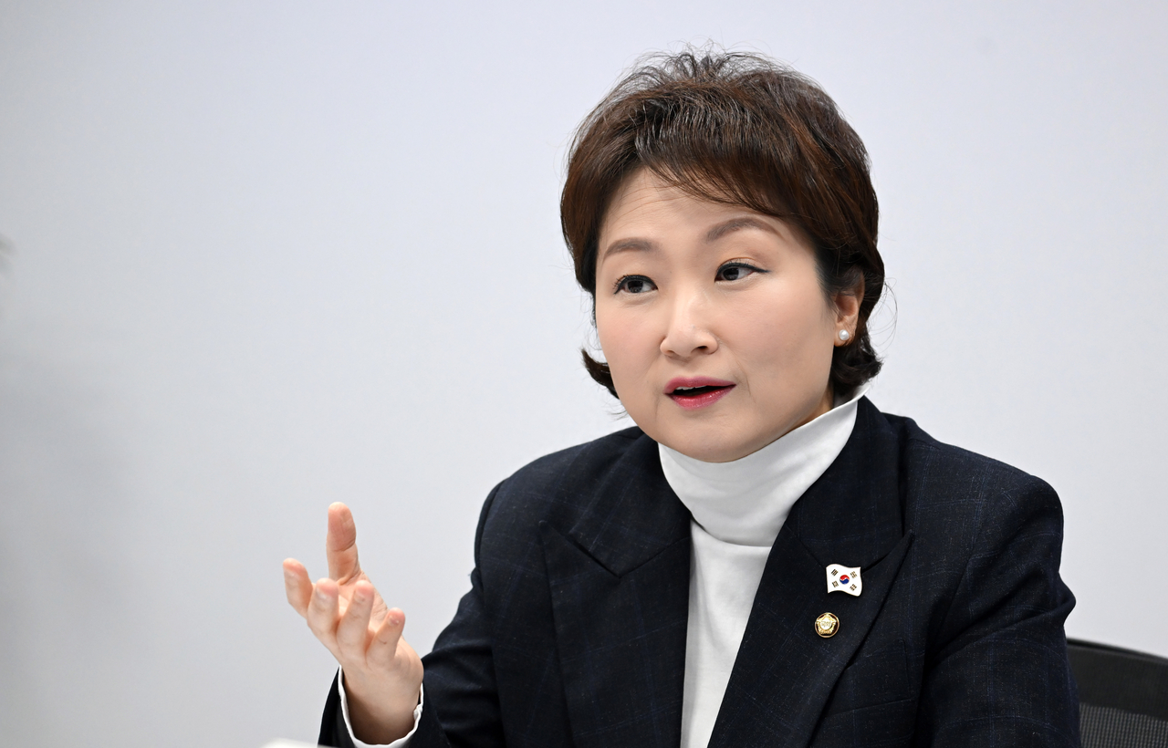 Rep. Lee Un-ju, member of the Democratic Party of Korea’s Supreme Council, speaks during an interview with The Korea Herald on Tuesday at her office in the National Assembly building in Yeouido, Seoul. Lee Sang-sub/The Korea Herald
