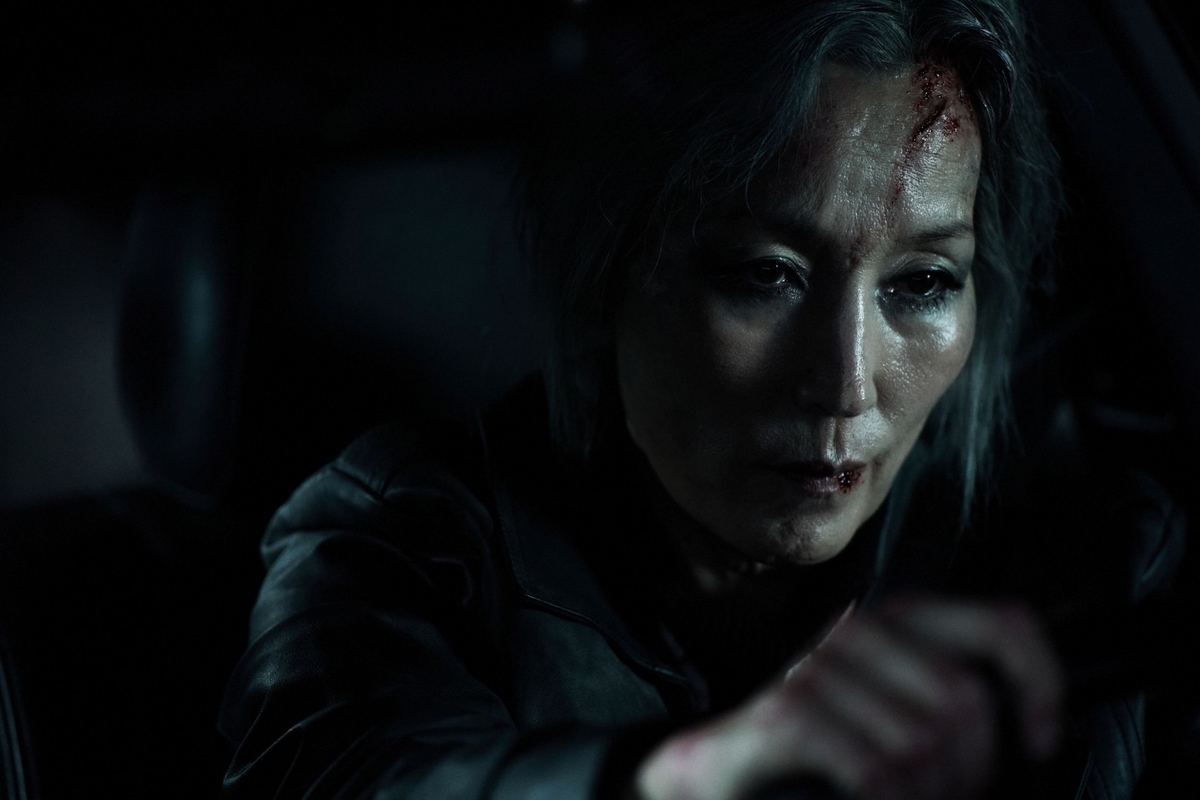 Lee Hye-young as Hornclaw in "The Old Woman with the Knife" (Next Entertainment World)