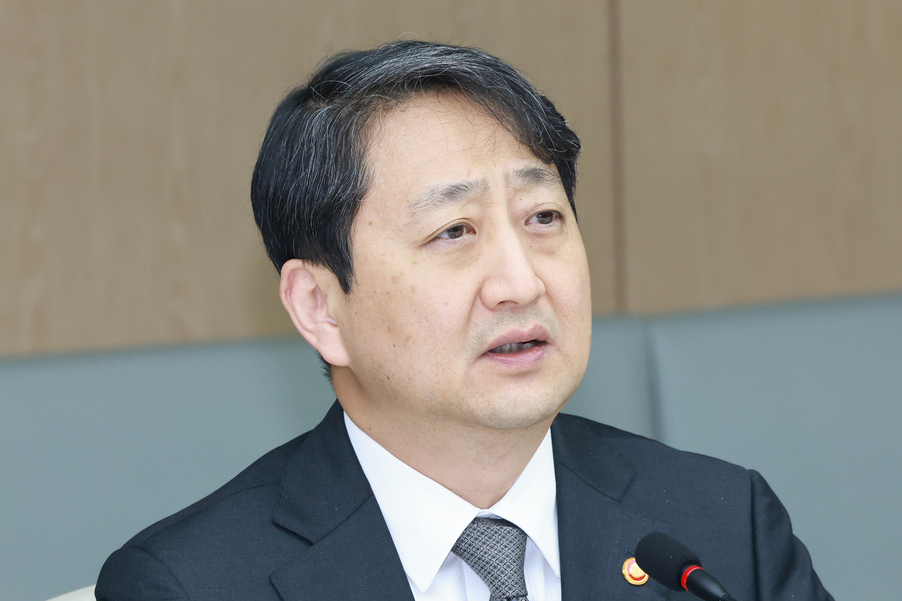 Industry Minister Ahn Duk-geun is seen in this photo taken Thursday. (Yonhap)