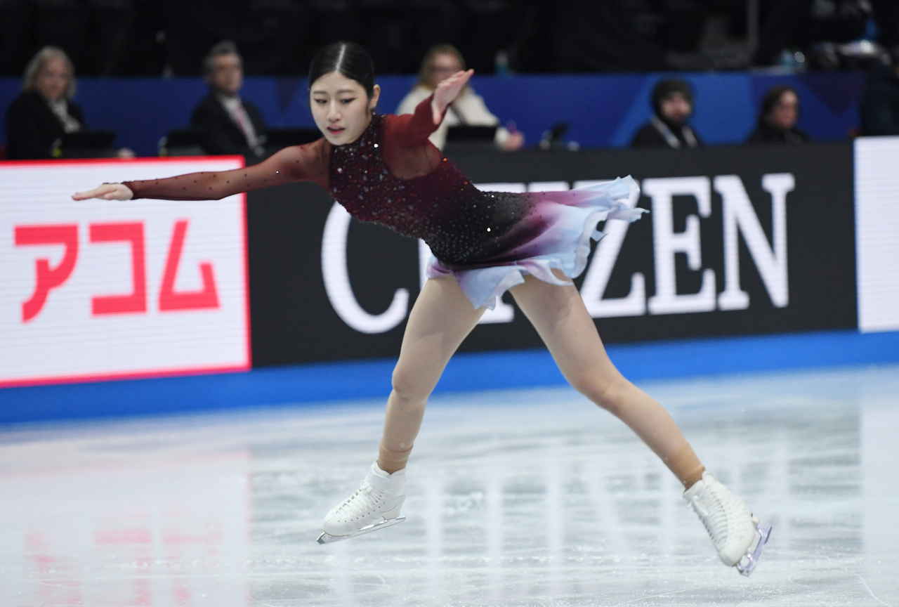 Lee Hae-in of South Korea performs her free skate program during the women's singles competition at the International Skating Union World Figure Skating Championships at TD Garden in Boston on Friday. (Yonhap)