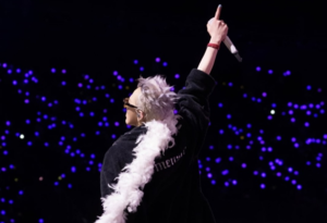 'King of K-pop' G-Dragon returns to the stage