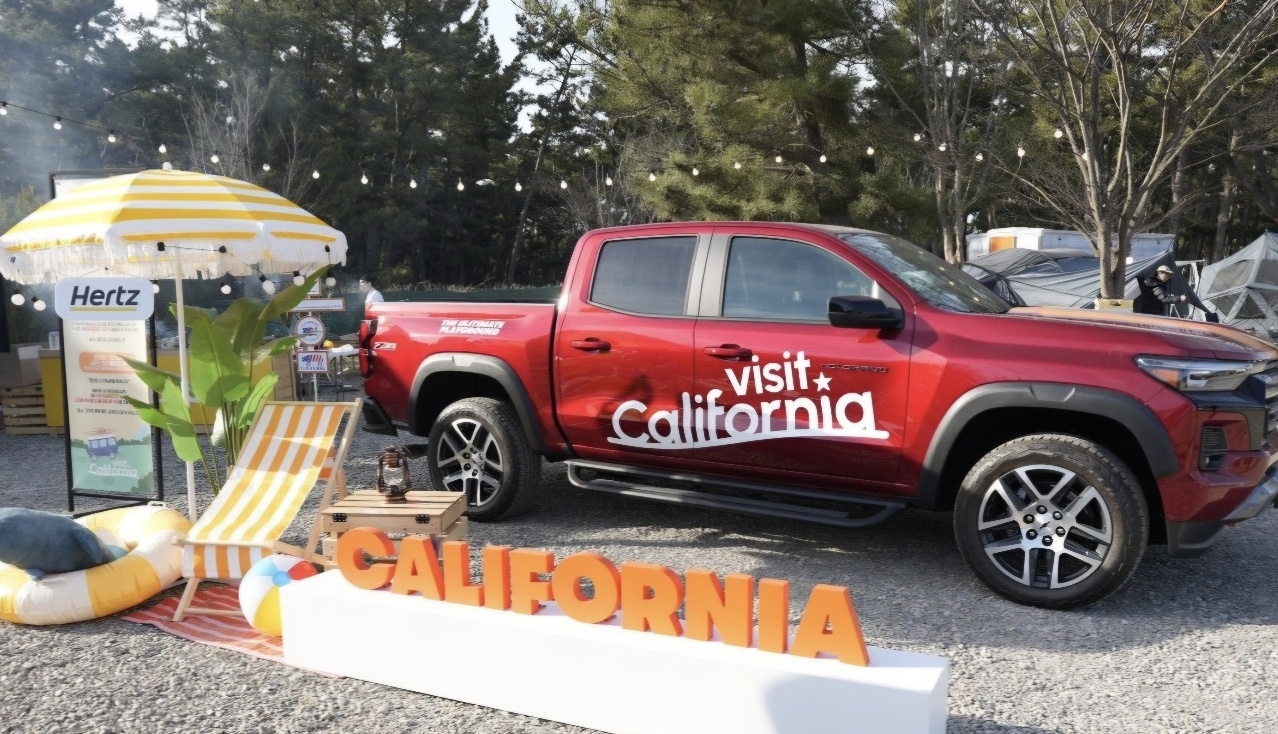 Visit California booth at the Go Out Camp festival in Taean-gun, South Chungcheong Province (Choi Si-young/The Korea Herald)