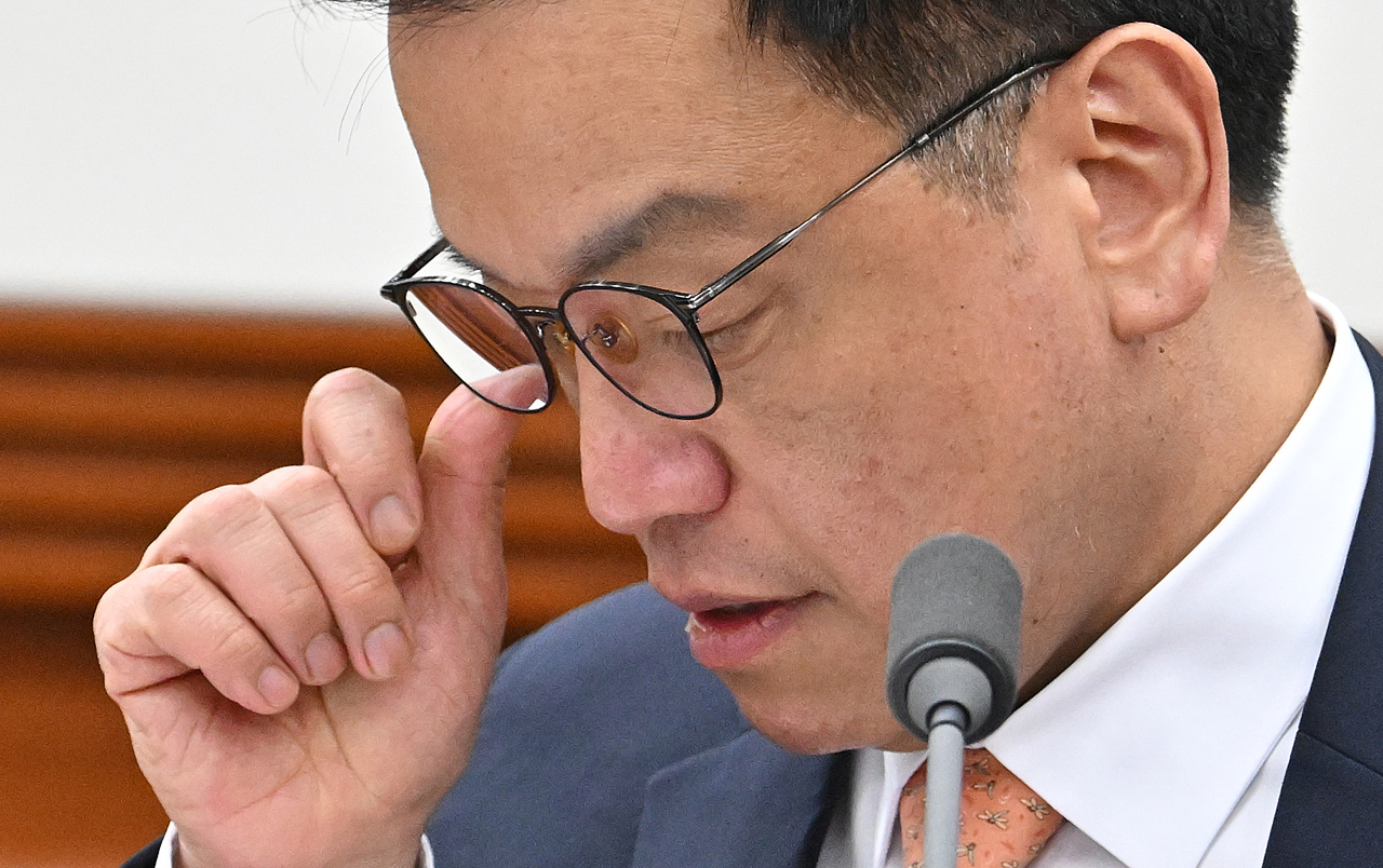 Deputy Prime Minister and Finance Minister Choi Sang-mok, who served as acting president from Dec. 31 to March 24, is seen presiding over a ministerial meeting on economic affairs at the Government Complex Seoul on Wednesday. (Im Se-jun/The Korea Herald)