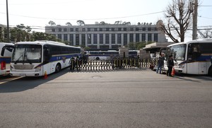 US Embassy advises citizens in S. Korea to avoid large gatherings ahead of Yoon's impeachment verdict
