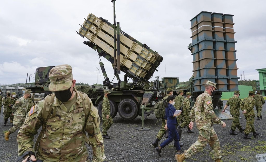 This photo, provided by Japan's Kyodo News on Jul. 1, 2021, shows a joint military exercise between the United States and Japan at the Amami base in Japan's Kagoshima Prefecture. (Yonhap)