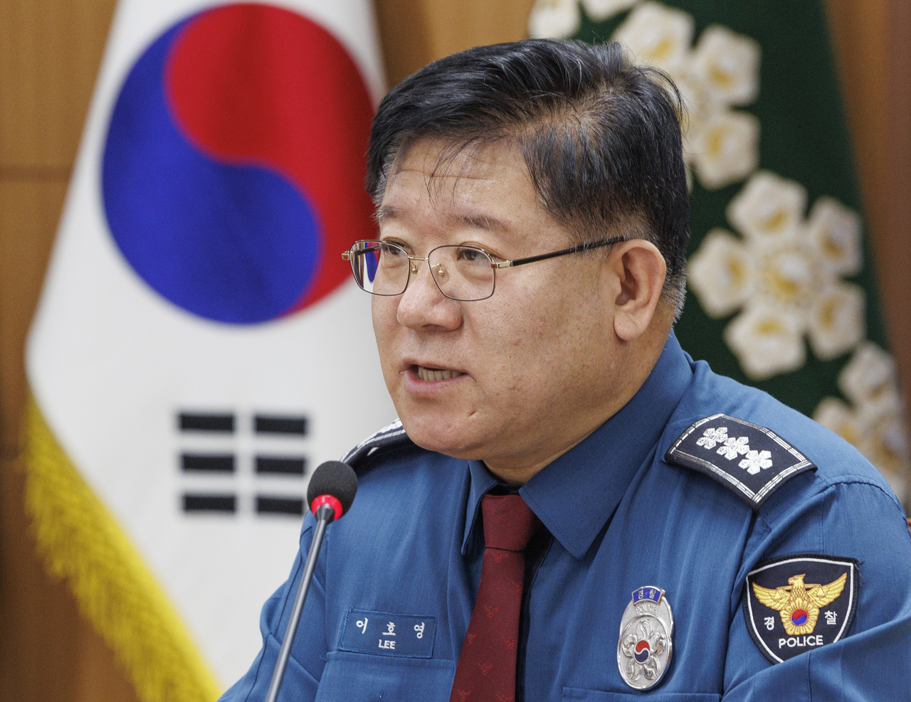 Lee Ho-young, acting chief of the Korean National Police Agency, is seen on Wednesday. (Yonhap)