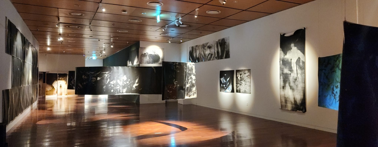"A Sombre Aspect" exhibition held at the Korea Foundation Gallery (The Peruvian Embassy in Seoul)