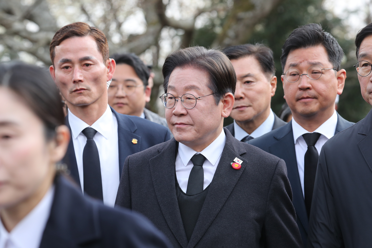 3일 오전 제주시 봉개동 제주4·3평화공원에서 열린 제77주년 제주4·3 희생자 추념식에 이재명 더불어민주당 대표가 입장하고 있다. [제주도사진기자회]