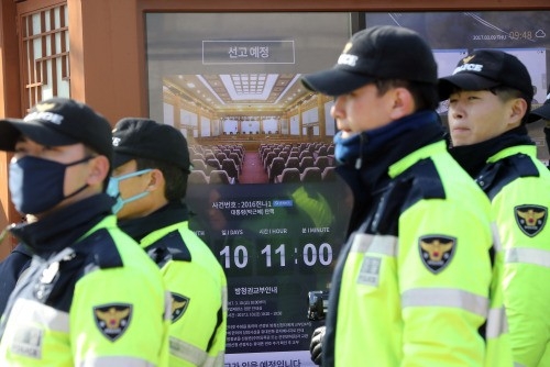 박근혜 전 대통령 탄핵 당시 의무경찰. [연합]