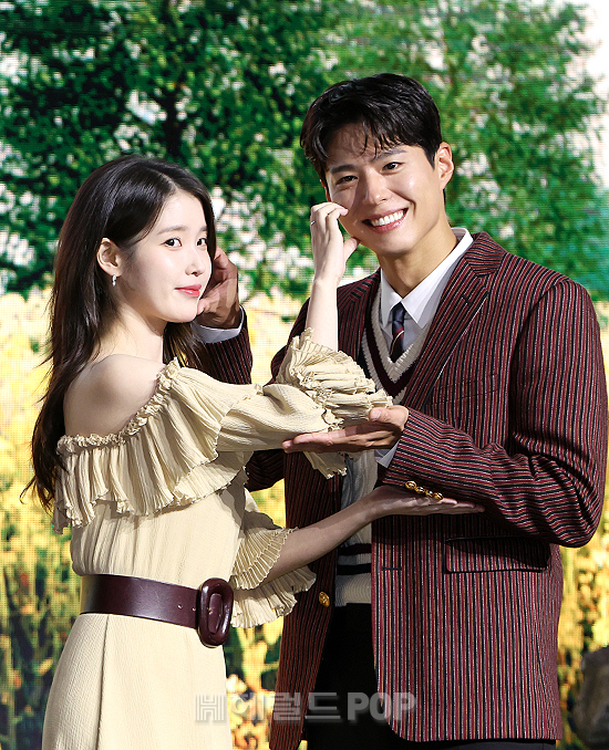 배우 아이유, 박보검/사진=민선유 기자
