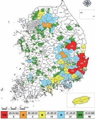 소나무재선충 위험도를 알리는 재선충 분포도. 빨강색 지역에 소나무재선충이 집중 발생하고 있다. [산림청 사진]