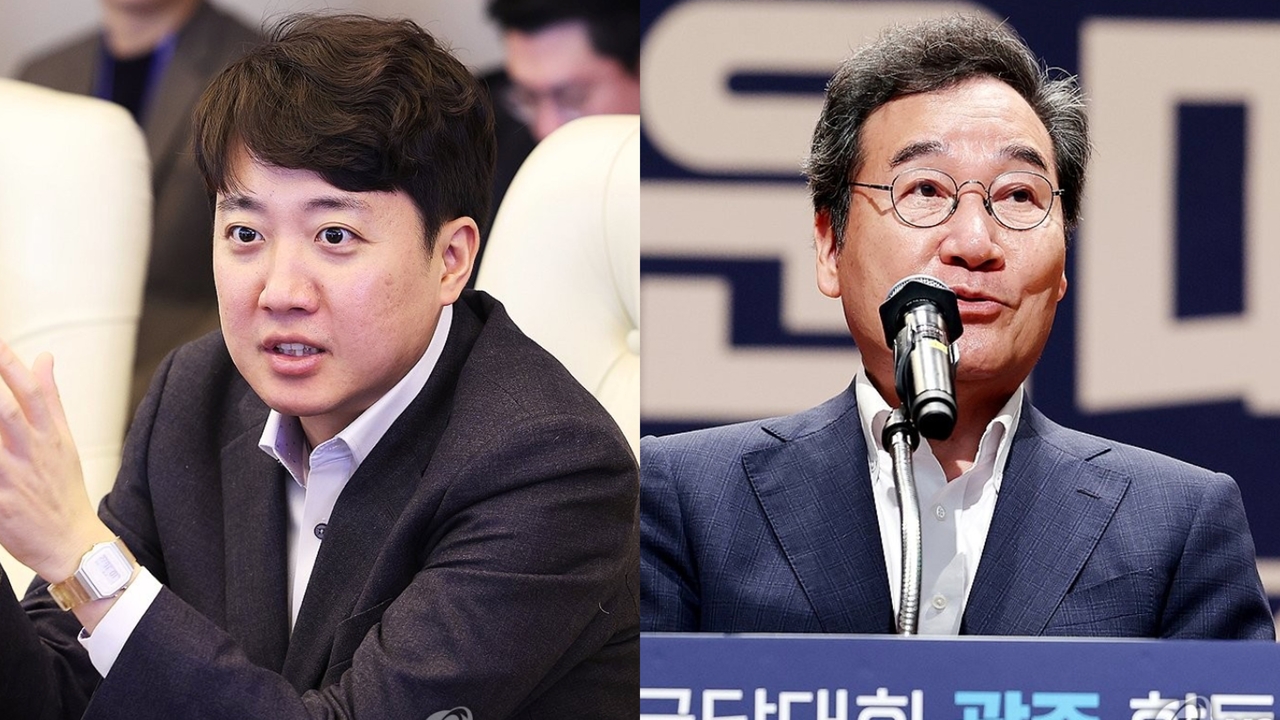Rep. Lee Jun-seok (left) of the minor conservative Reform Party and Lee Nak-yon, former prime minister under the Moon Jae-in administration. (Yonhap)