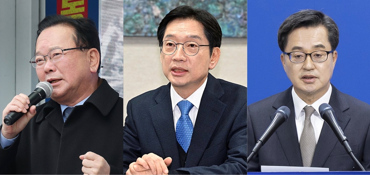 From left: Kim Boo-kyum, former prime minister under the Moon Jae-in administration; Kim Kyung-soo, former governor of South Gyeongsang Province; and Kim Dong-yeon, governor of Gyeonggi Province (Yonhap)
