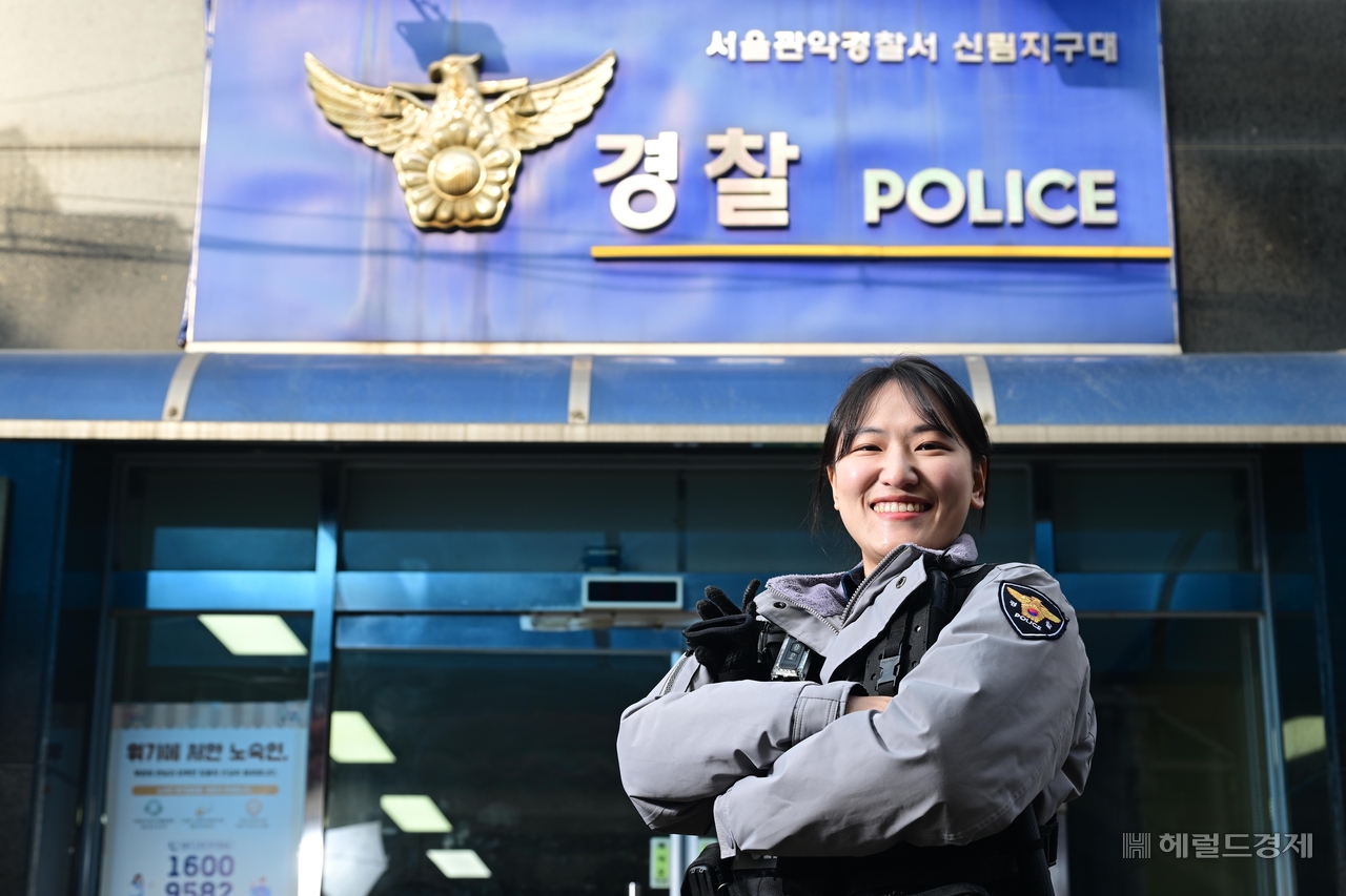 김다현 경사가 지난 21일 오전 서울 관악구 신림지구대에서 헤럴드경제와 인터뷰를 하고 있다. 이상섭 기자
