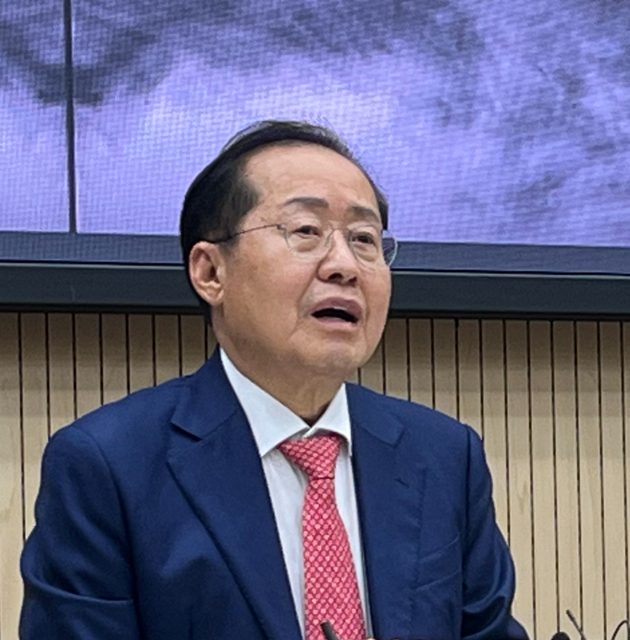 Daegu Mayor Hong Joon-pyo (Yonhap)