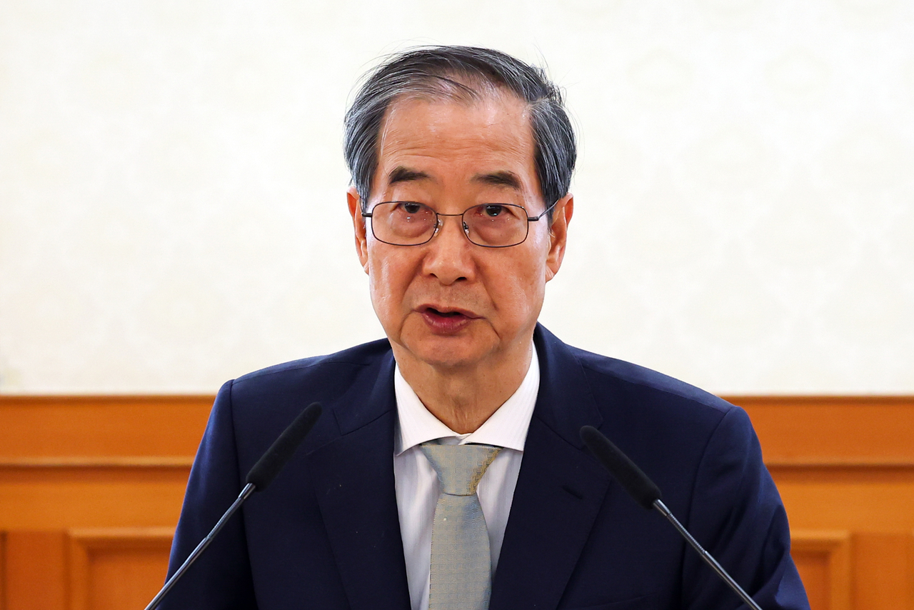 한덕수 대통령 권한대행 국무총리가 4일 정부서울청사에서 열린 국가안전보장회의(NSC)를 주재하는 모습. [연합]