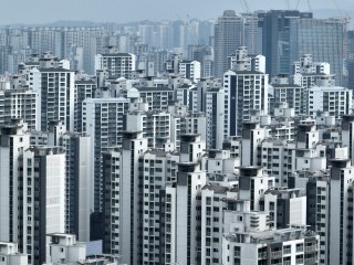 서울 강남 3구와 용산구, 성동구의 아파트값이 매주 최고가를 경신하고 있는 것으로 나타났다. 사진은 서울 송파구의 아파트 단지 모습   [연합]