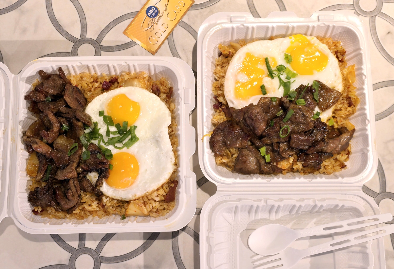 하와이안 김치볶음밥은 맛도 좋고 양도 많아 조식·중식 모두 해결한다.