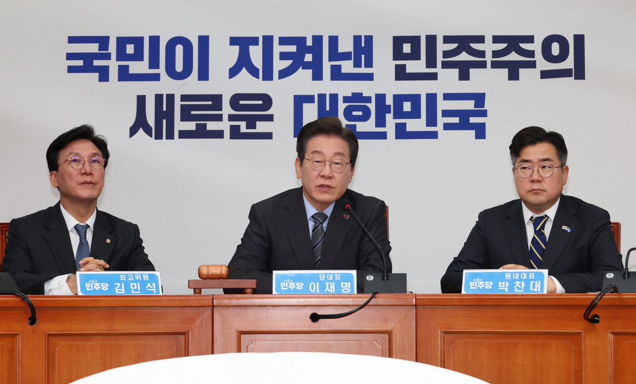 Lee Jae-myung, leader of the Democratic Party, speaks during a senior party meeting held at the National Assembly in Seoul on Friday. (Yonhap)