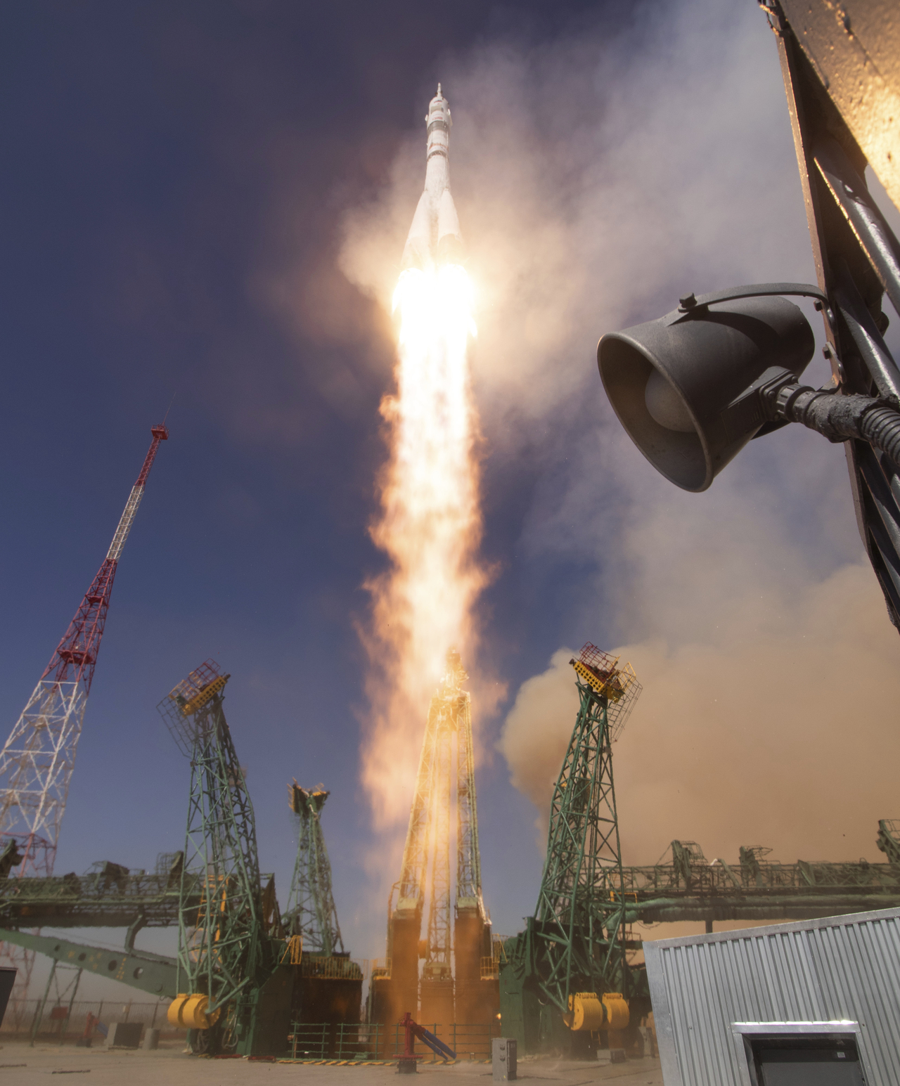 A Russian Soyuz rocket carrying a Soyuz MS-27 spacecraft with NASA astronaut Jonny Kim and Roscosmos cosmonauts Sergey Ryzhikov and Alexey Zubritsky, lifts off for the International Space Station from the Russian leased Baikonur cosmodrome, Kazakhstan, Tuesday. (NASA/JOEL KOWSKY via AP-Yonhap)