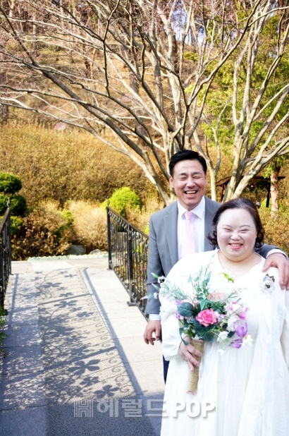 사진=정은혜 작가 청첩장