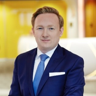 Polish lawyer rediscovers Korean heritage at Woori Bank