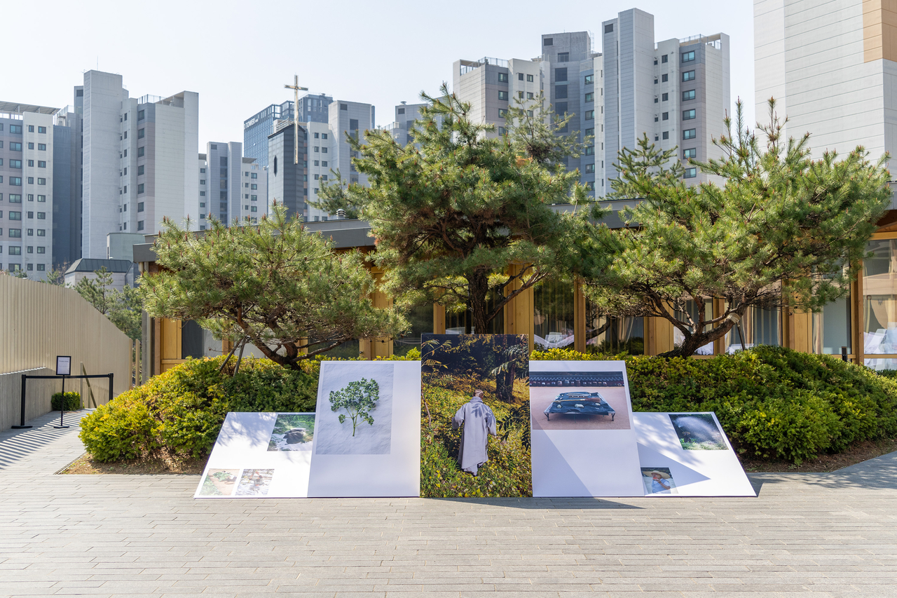 Photographs from the "SOIL" exhibition are displayed in the courtyard of the Swiss Embassy in Jongno-gu, Seoul. (Seo Dah-hee/ Embassy of Switzerland in the Republic of Korea)