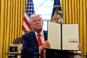 Trump signs executive order seeking to revitalize US shipbuilding